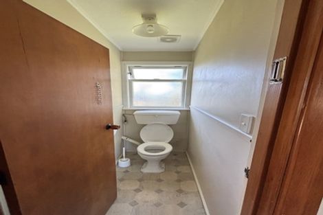 Photo of property in 37 Lambeth Crescent, Redwood, Christchurch, 8051