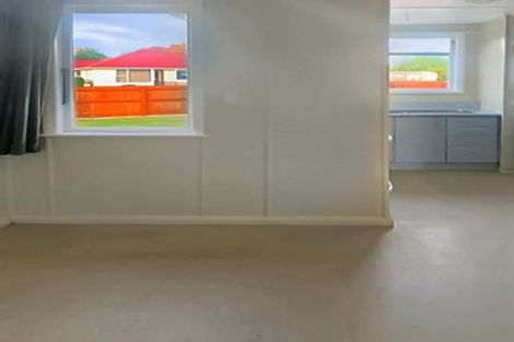 Photo of property in 23 Holland Crescent, Bulls, 4818