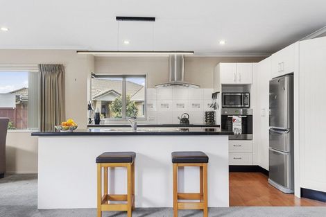 Photo of property in 39 Popata Close, Papamoa Beach, Papamoa, 3118