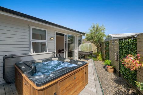 Photo of property in 27 Schooner Avenue, Snells Beach, 0920