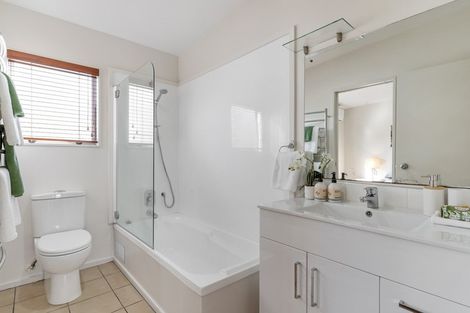 Photo of property in 20/218 Captain Springs Road, Onehunga, Auckland, 1061