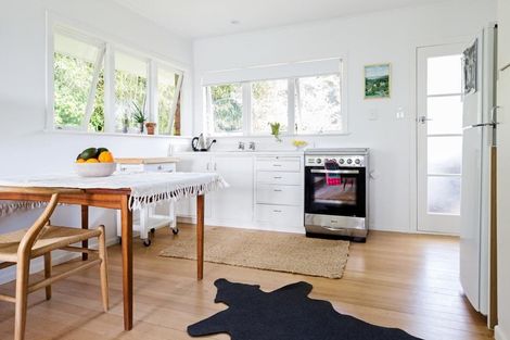 Photo of property in 8/15 Gladstone Road, Northcote, Auckland, 0627