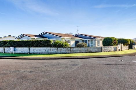 Photo of property in 33 Murdoch Street, Hawera, 4610