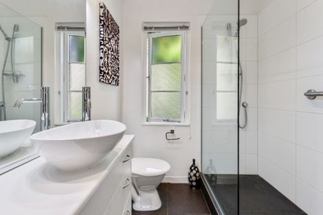 Photo of property in 3/10 Saint Georges Bay Road, Parnell, Auckland, 1052