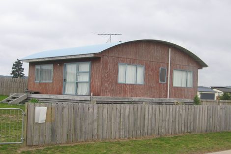 Photo of property in 102 Ocean Close, Matarangi, Whitianga, 3592