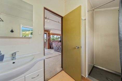 Photo of property in 5 Redwood Close, Paraparaumu, 5032