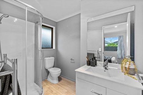 Photo of property in 15 Katrine Drive, Marshland, Christchurch, 8083