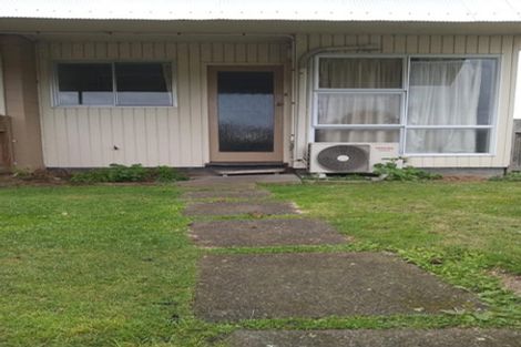 Photo of property in 3 Avenue Road, Foxton, 4814