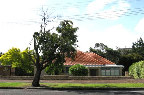 Photo of property in 93 Walker Road, Point Chevalier, Auckland, 1022