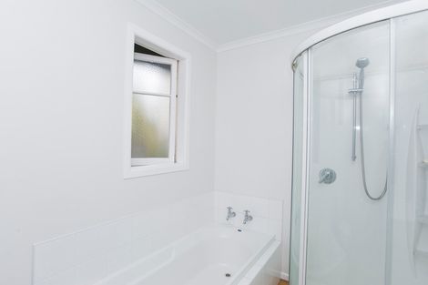 Photo of property in 26 Lysnar Street, Okitu, Gisborne, 4010