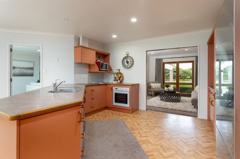 Photo of property in 21 Cowley Drive, Leamington, Cambridge, 3432