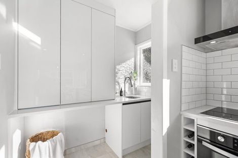 Photo of property in 1/86 Tirimoana Road, Te Atatu South, Auckland, 0602