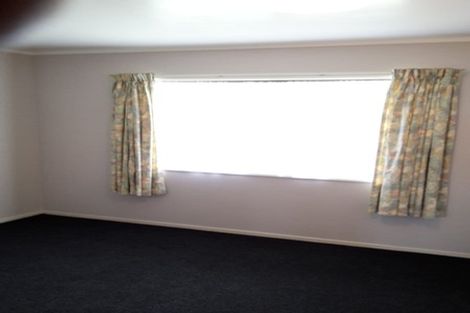 Photo of property in 2/974 Bank Street, Te Awamutu, 3800