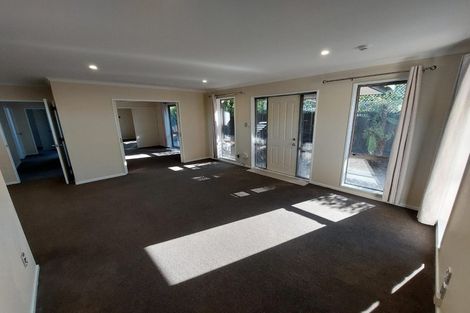 Photo of property in 10 Netley Place, Aranui, Christchurch, 8061