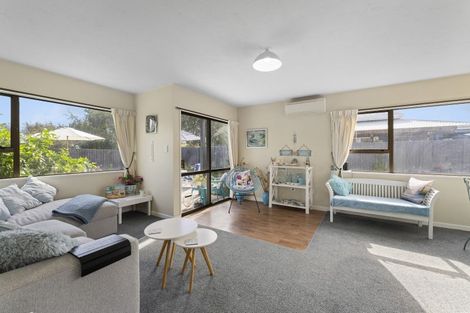 Photo of property in 14 Howe Street, New Brighton, Christchurch, 8083