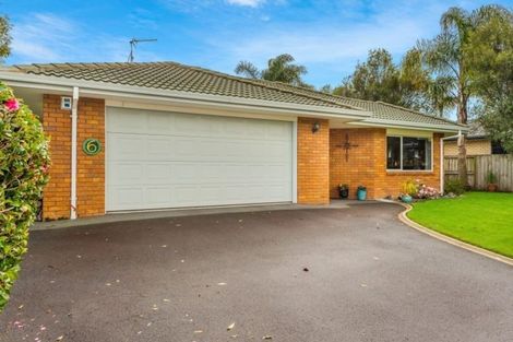 Photo of property in 6 Chatswood Place, Rototuna, Hamilton, 3210