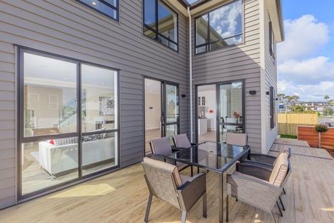 Photo of property in 19 Brickworks Bay Road, Hobsonville, Auckland, 0618