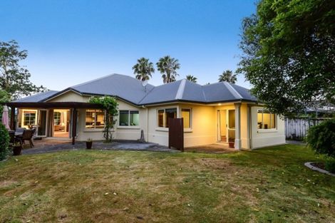 Photo of property in 5 Drumfearn Place, Rototuna, Hamilton, 3210