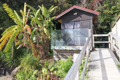 Photo of property in 372 Thames Coast Sh25 Road, Thornton Bay, Thames, 3575