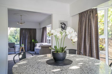 Photo of property in 4 Halswater Drive, Churton Park, Wellington, 6037