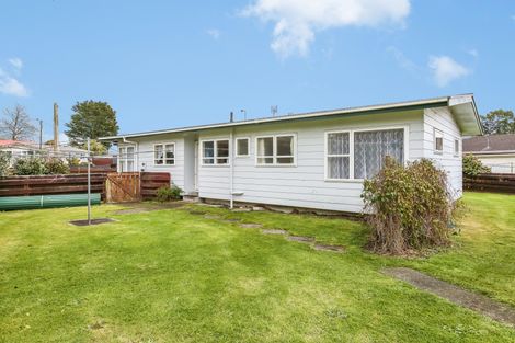 Photo of property in 30 Domain Street, Waiuku, 2123