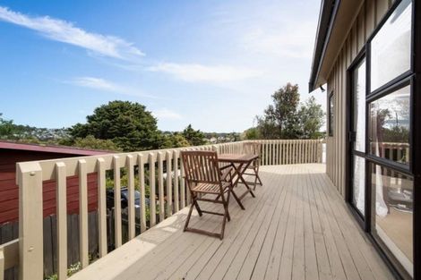 Photo of property in 1/386 Glenfield Road, Glenfield, Auckland, 0629
