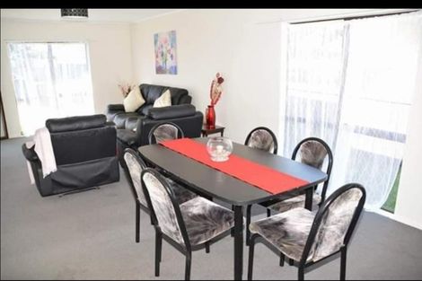 Photo of property in 2/70 Palmers Road, Clendon Park, Auckland, 2103