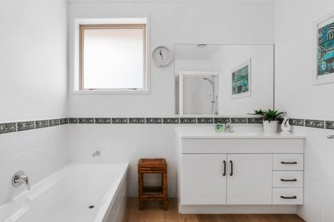 Photo of property in 69 Athfield Drive, Bethlehem, Tauranga, 3110