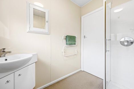 Photo of property in 1/5 Chislehurst Place, Bryndwr, Christchurch, 8052