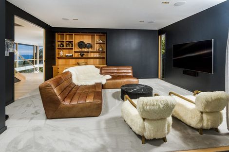 Photo of property in 21 Whitby Crescent, Mairangi Bay, Auckland, 0630