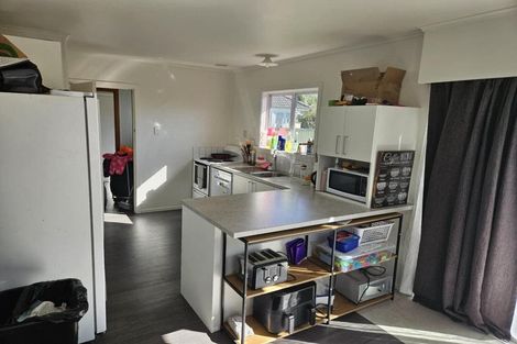 Photo of property in 206 Tukapa Street, Westown, New Plymouth, 4310