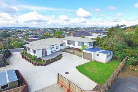 Photo of property in 10 Fenton Terrace, Cockle Bay, Auckland, 2014