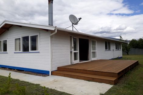 Photo of property in 23 Te Rangitautahanga Road, Turangi, 3334