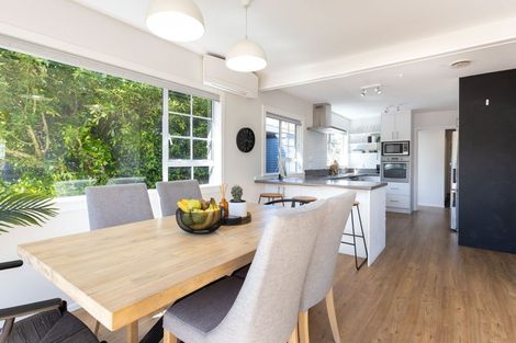 Photo of property in 43 Essex Street, Vogeltown, New Plymouth, 4310