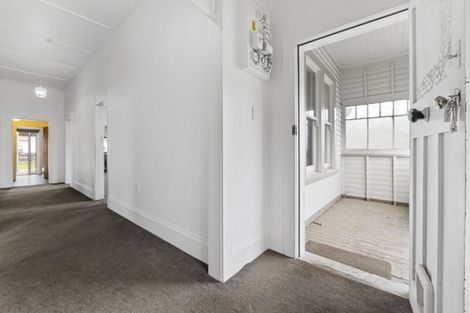 Photo of property in 278 South Road, Hawera, 4610