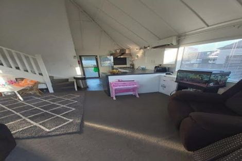 Photo of property in 9/58 Manuroa Road, Takanini, 2112