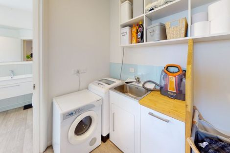 Photo of property in 17 Kings Avenue, Gonville, Whanganui, 4501