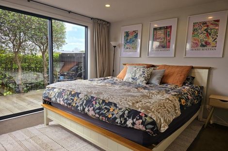 Photo of property in 36 Liberation Road, Papakura, 2110