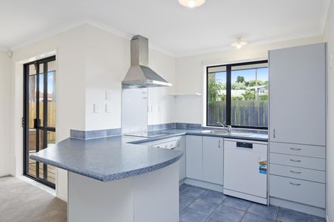 Photo of property in 1 Ranch Place, Pukekohe, 2120