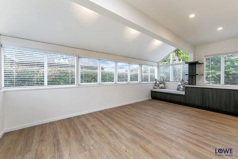 Photo of property in 1/2 Hauraki Road, Hauraki, Auckland, 0622