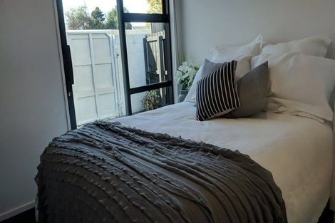 Photo of property in 138a Holly Road, St Albans, Christchurch, 8014