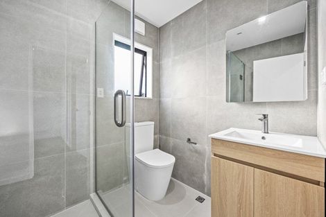 Photo of property in 40c Trentham Road, Papakura, 2110