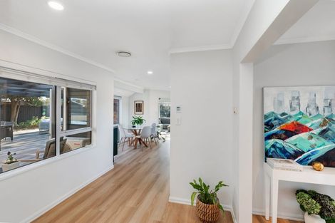 Photo of property in 33 Kirsten Place, Parklands, Christchurch, 8083