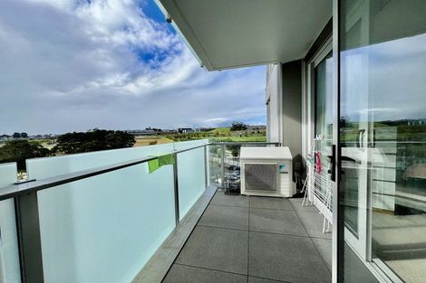 Photo of property in 604/27 Don Mckinnon Drive, Albany, Auckland, 0632