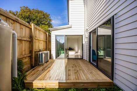 Photo of property in 2/6 Pah Road, Papatoetoe, Auckland, 2025
