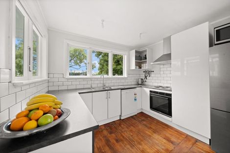 Photo of property in 9 King Street, Carterton, 5713