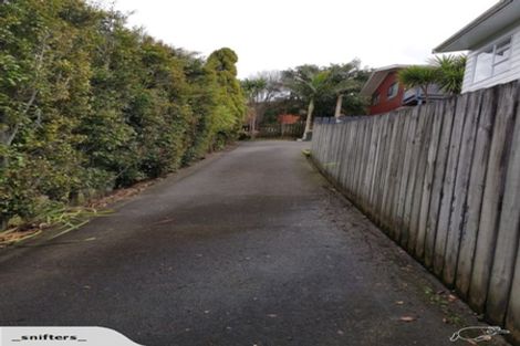 Photo of property in 2/15 Witheford Drive, Bayview, Auckland, 0629