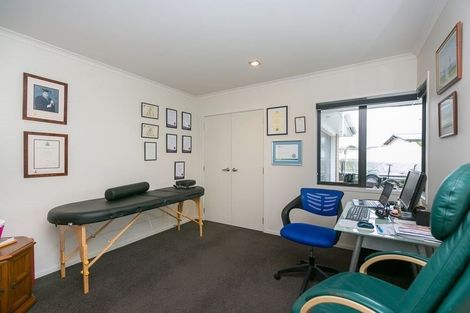 Photo of property in 1 Rawiri Drive, Bell Block, New Plymouth, 4312