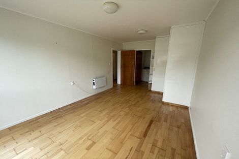 Photo of property in 1/27 South Karori Road, Karori, Wellington, 6012