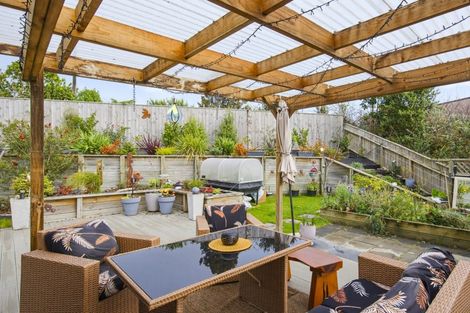 Photo of property in 19 Villa Grove, Paraparaumu, 5032